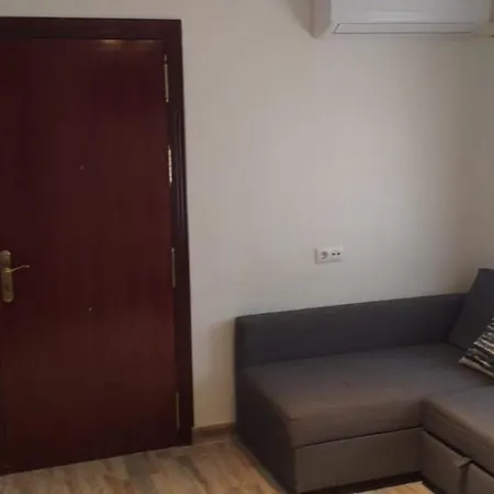 Piso En Zona Varela